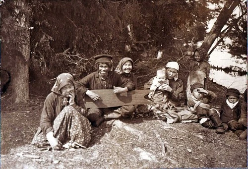 Выставка «”Цивилизация на болотах”: культура и быт уральских манси»